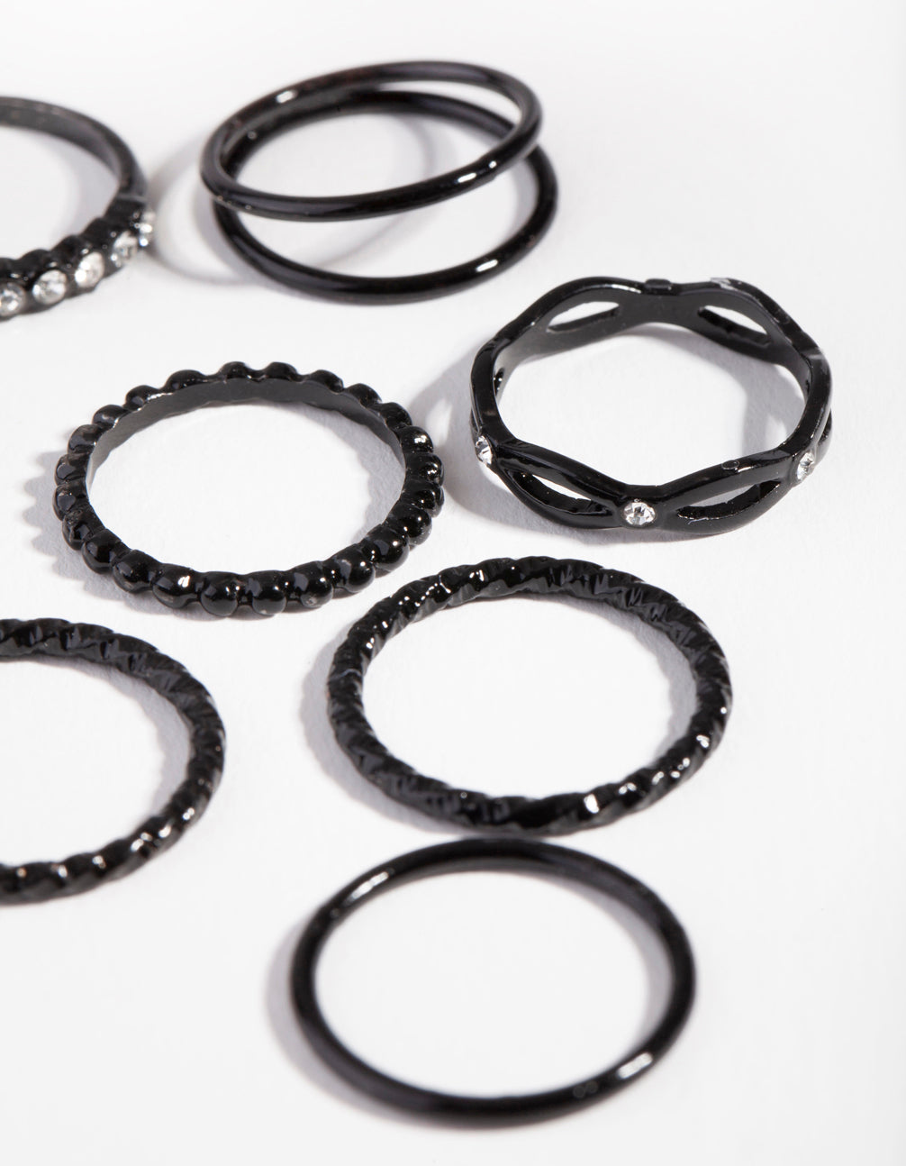 Black Crystal Twisted Ring 8-Pack