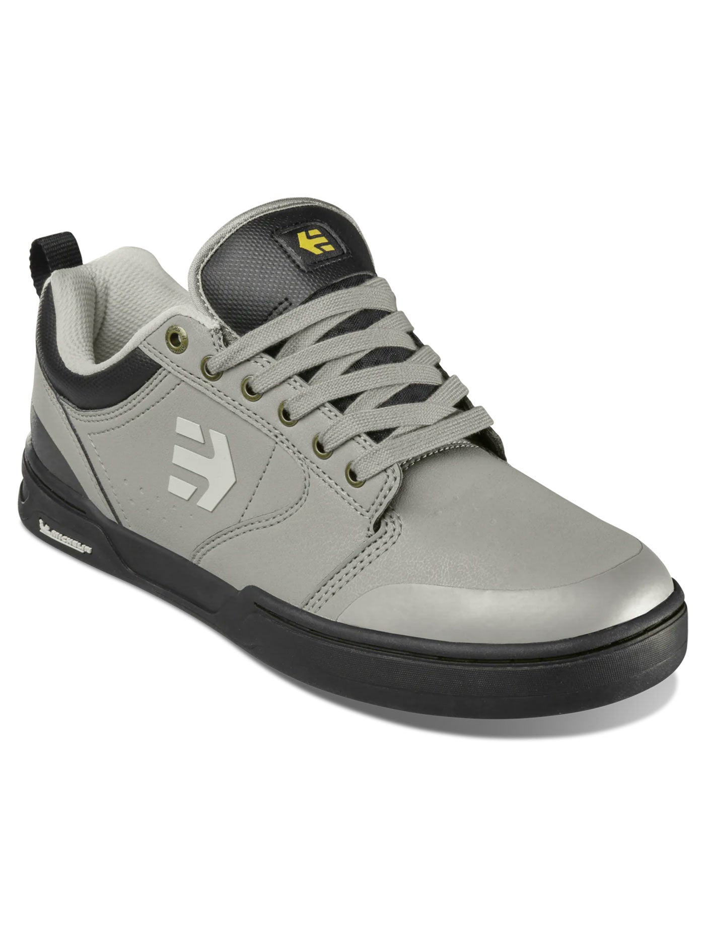 Camber Michelin Warm Grey/Black Shoes