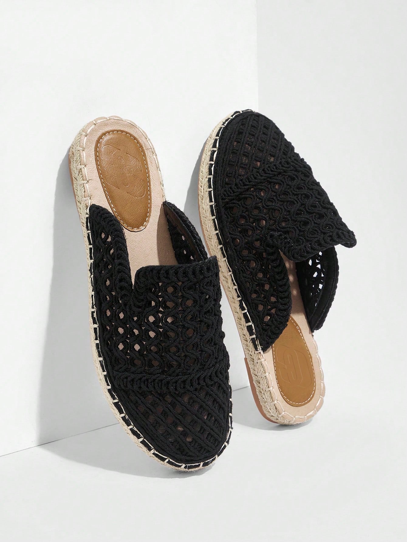 Cuccoo Women's Flat Espadrilles