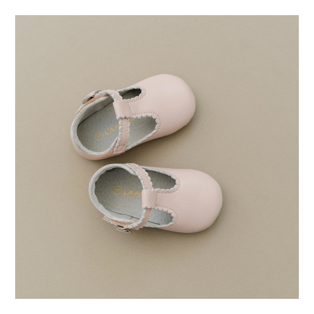 Elodie Girls Scalloped T-Strap Mary Jane Crib Shoe (Infant)