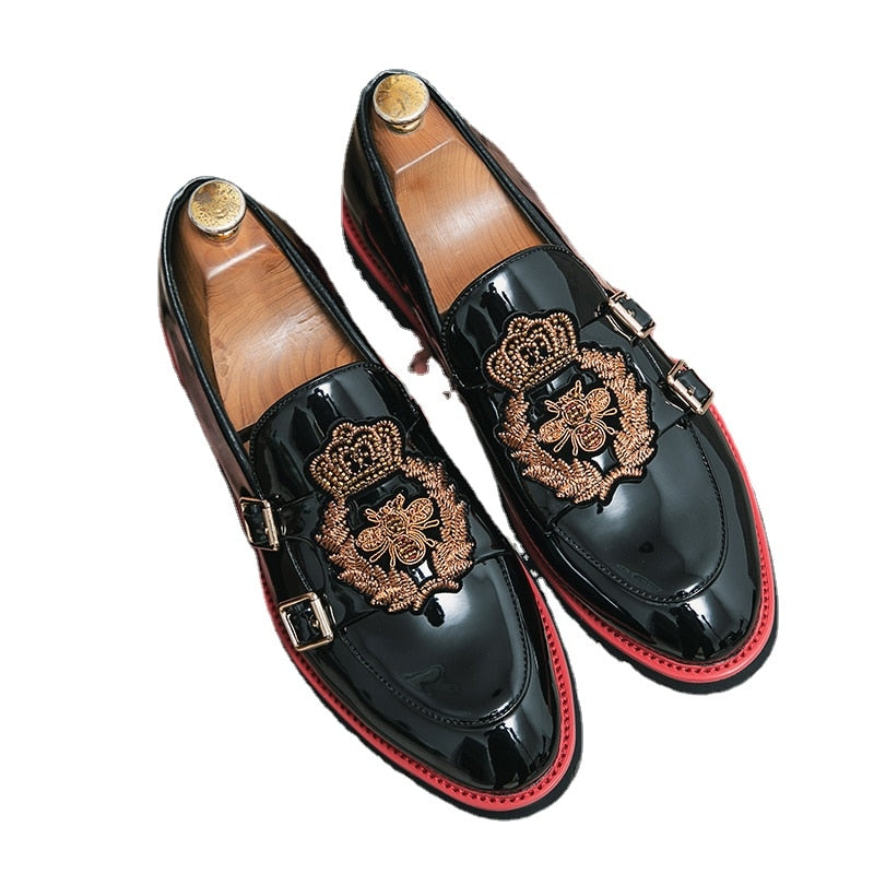 Embroidery Belt Buckle Decoration Slip-On Casual Shoes Low Heel Comfortable Classic Men Shoes